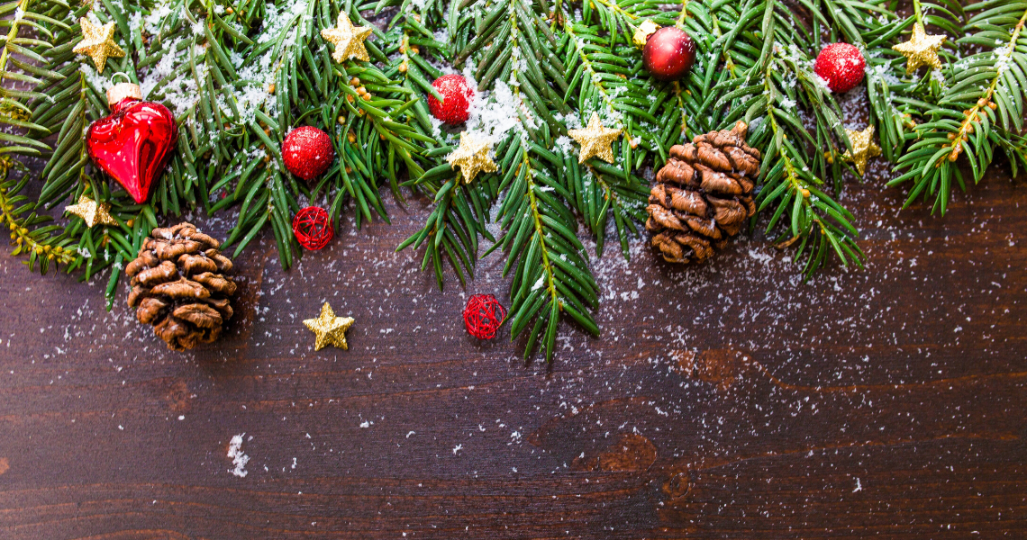 Jak stworzyć w domu świąteczny nastrój i ozdobić mieszkanie-ozdoby swiateczne-dekoracje swiateczne-inspiracje-ejedrek eu